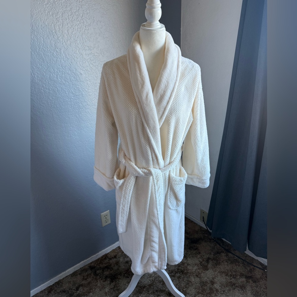 Ulta Beauty Plush Robe L/XL